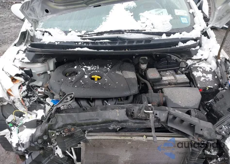 2015 Hyundai Elantra Se/Sport/Limited z USA, uszkodzony, nr VIN 5NPDH4AE0FH601397